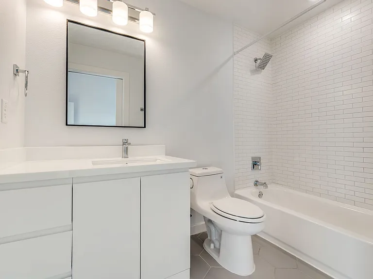 1505 N Garrett Ave #105 — Photo 6
