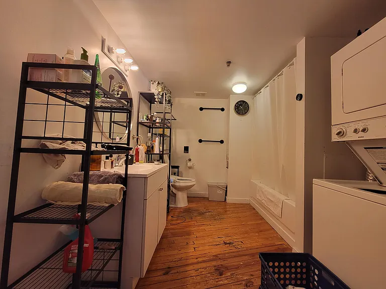 428 N 13th St #2H — Photo 5