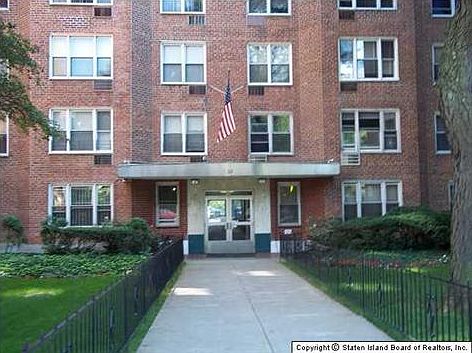 1st image of 50 Fort Pl APT B6a