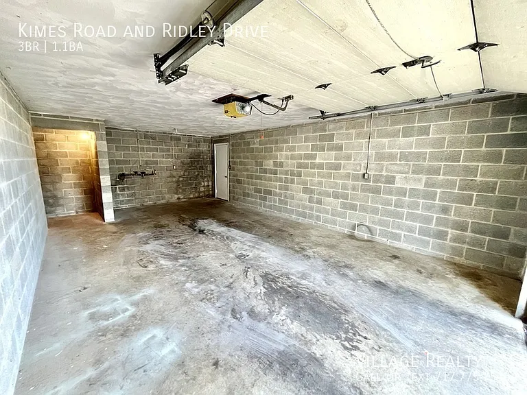 Kimes Rd — Photo 113