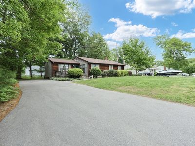 18 Phyllis Rd, Taunton, MA, 02780