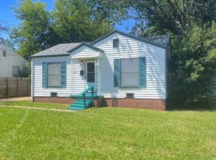 319 E Kittyhawk Dr, Midwest City, OK 73110