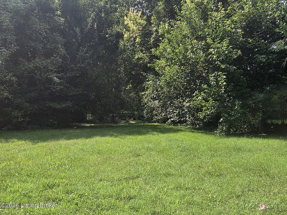 2nd image of 226 Shawnee Dr