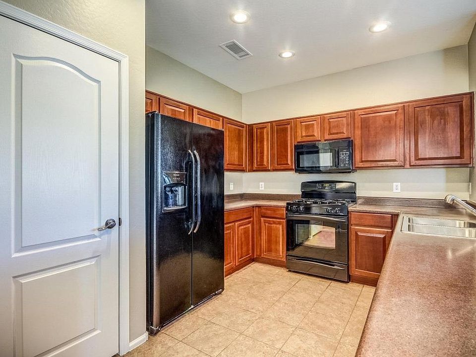 1st image of 13733 W Port Royale Ln