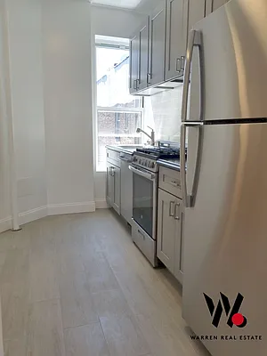 Rented by Warren T Real Estate Corp. | media 27