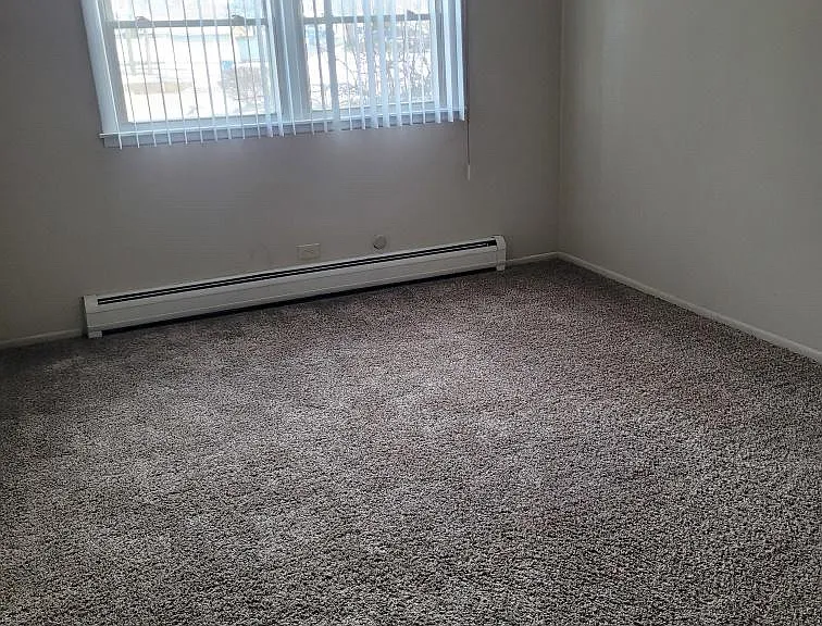910 N River Dr #107 — Photo 10
