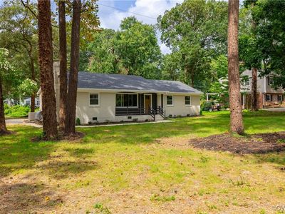 2200 Stratford Rd, North Chesterfield, VA, 23225