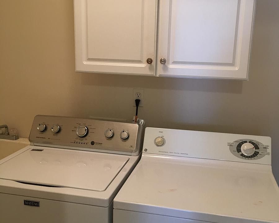 1st image of 5380 Pine Aires Dr