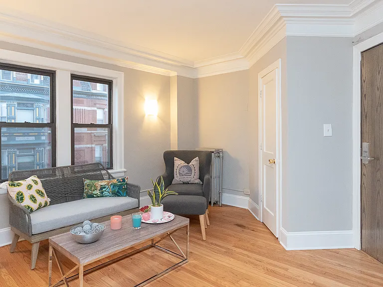 1157 W. Diversey — Photo 10
