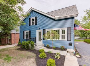 375 Kenilworth Rd, Bay Village, OH 44140