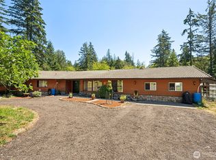 470 E Murray Rd N, Grapeview, WA 98546