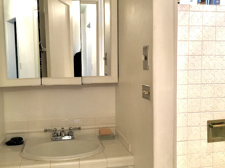 2709 49th Ave SW #A — Photo 15