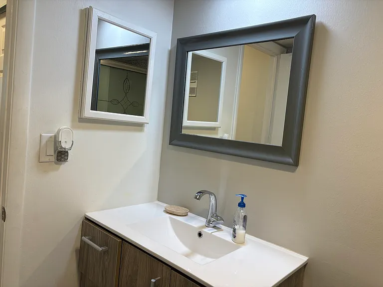 8900 Washington Blvd #Penthouse 12 — Photo 14