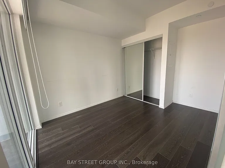 68 Shuter St #2709 — Photo 13