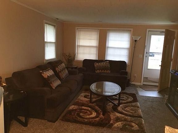 2nd image of 1424 McKinley Ave