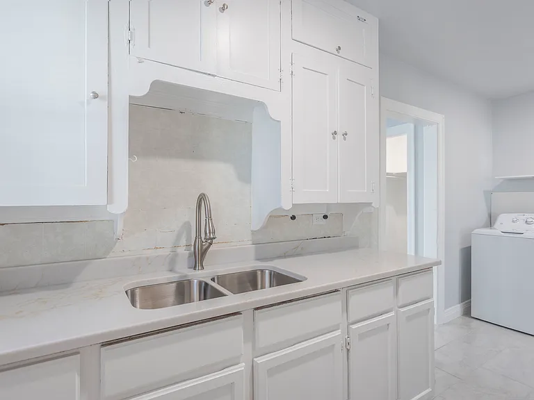 2513 NW 11th St #2513 — Photo 12