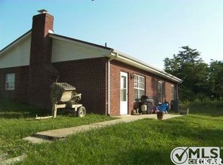 202 Old Richmond Rd N, Paint Lick, KY 40461