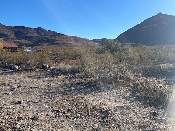 5th image of Russell St