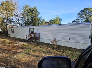 305 Red Oak Ct, Easley, SC 29640