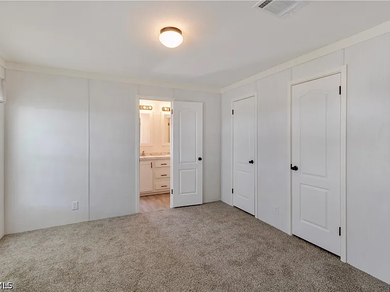 4944 Porky Ln — Photo 15