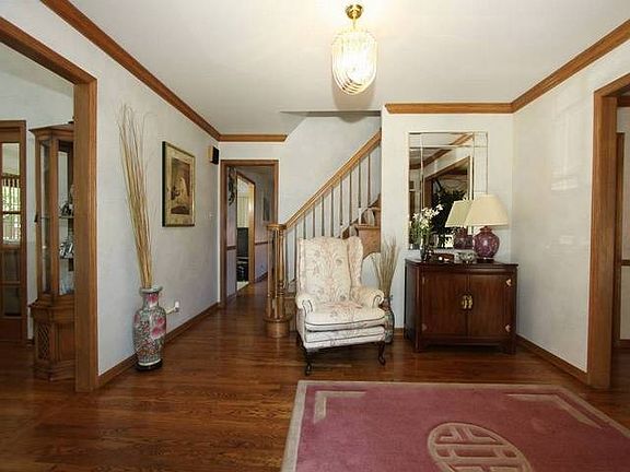 3rd image of 9240 S Kedvale Ave