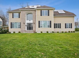 310 Greenwood Ave, Florham Park, NJ 07932