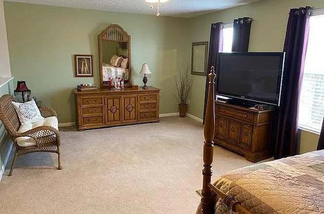 4183 Eastlake Dr — Photo 13