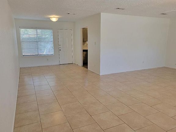 3rd image of 14119 Bella Dr