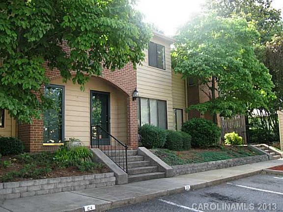 4th image of 407 E Broad St