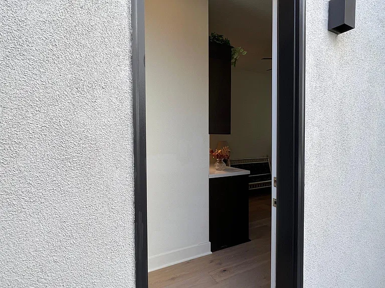 Private enterance