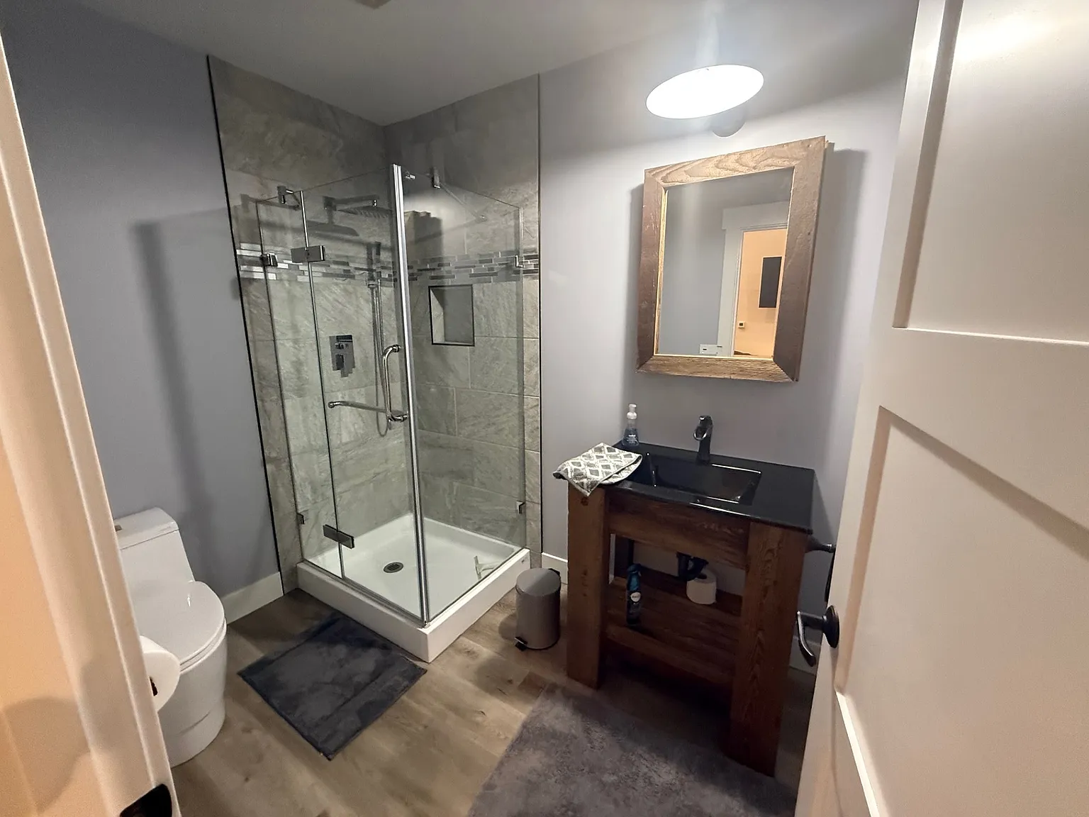 2 bed, 550 sqft, $2,250 — Photo 3