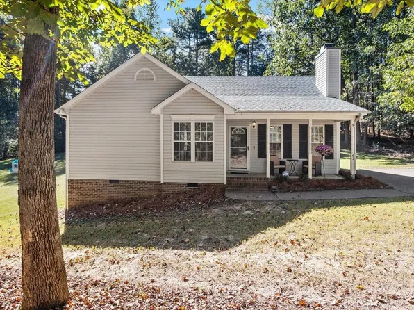 65 Beaver Ridge Dr, Youngsville, NC 27596