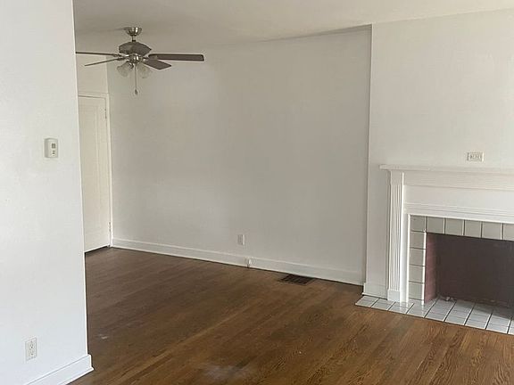 4th image of 1102-1104 Woodlawn Ave #6526283D7