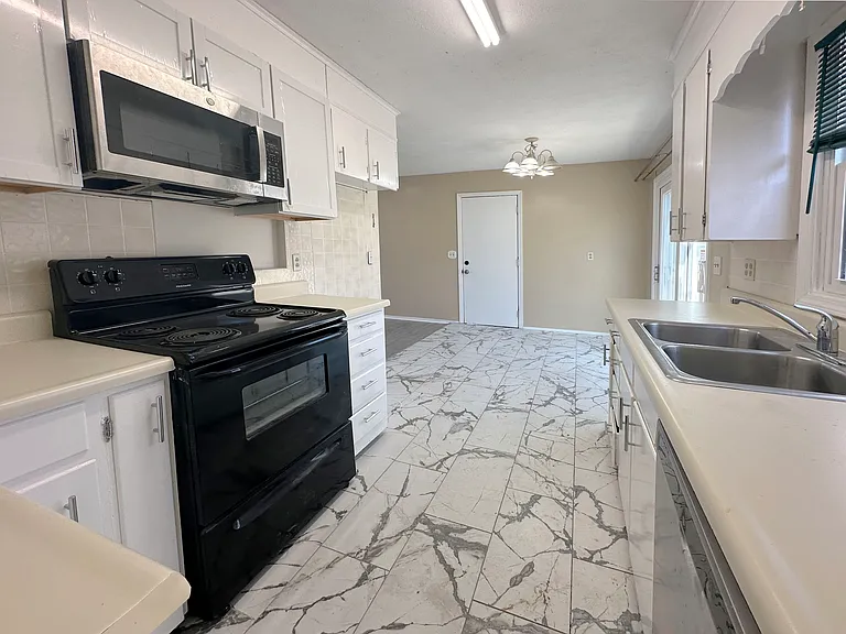 1119 N Atherton Rd — Photo 10