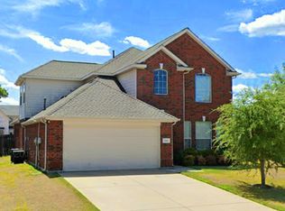 5811 Candlelight Ln, Grand Prairie, TX 75052
