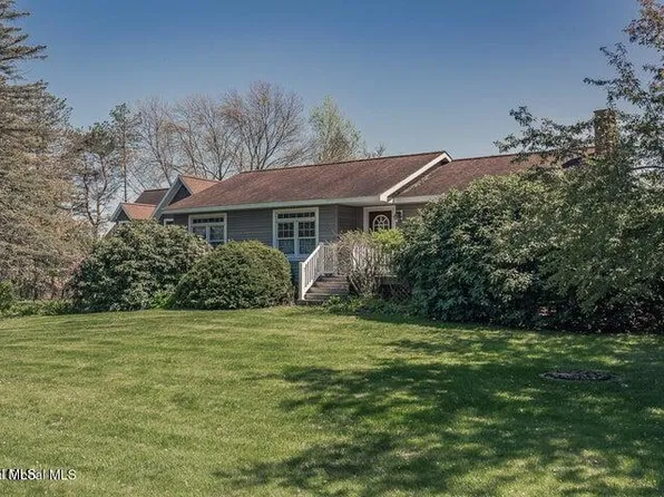 7 Western Avenue, Charlton, NY 12019