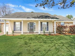 202 Vale St, Mandeville, LA 70471