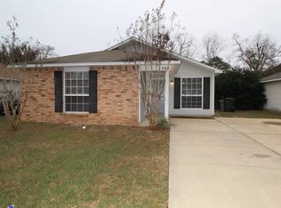 405 Shadow Way Ln, Pensacola, FL 32506
