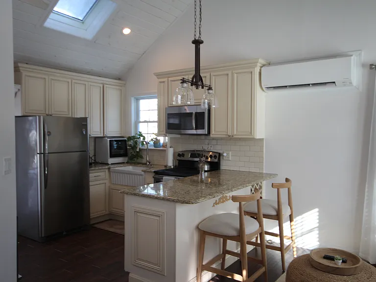 49 Fanning Ave — Photo 5