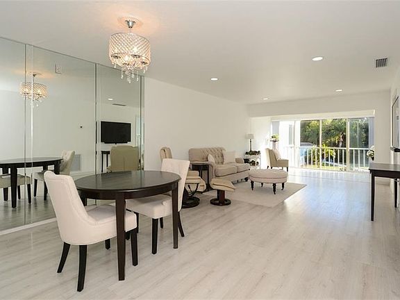 3rd image of 5223 Wedgewood Ln #24