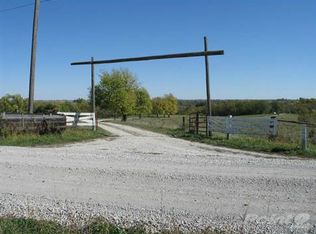 8677 County Road 153, Savannah, MO 64485