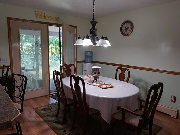 4th image of 6970 Wickert Rd
