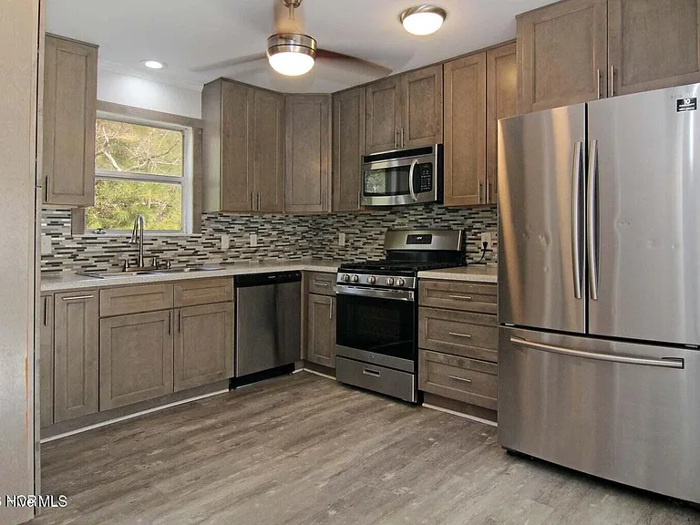 63 Jesse Lee Ln — Photo 3
