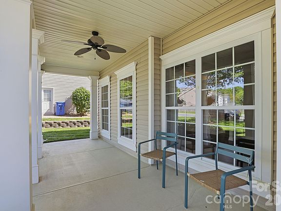 3rd image of 223 Pleasant Grove Ln