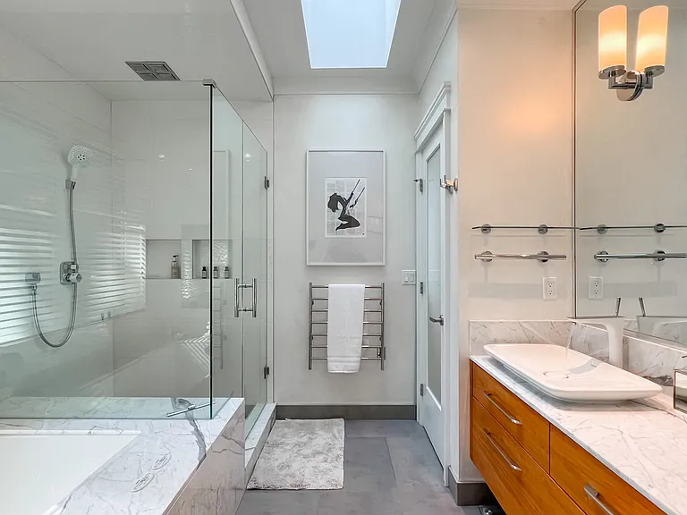 4158 Doncaster Way — Photo 13