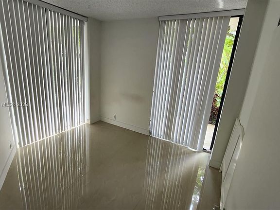 3rd image of 3200 NE 191st St #113