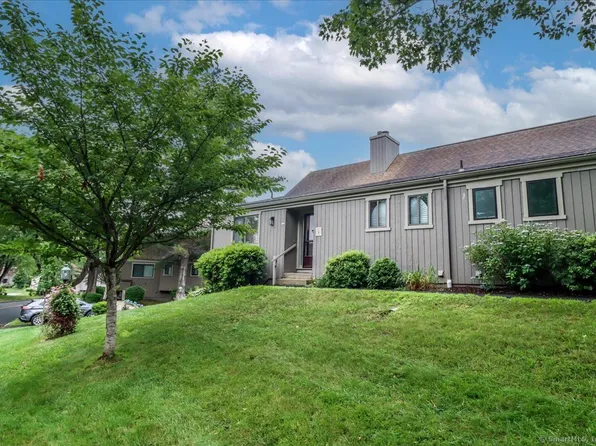 227 Shoshoni Lane #B, Stratford, CT 06614