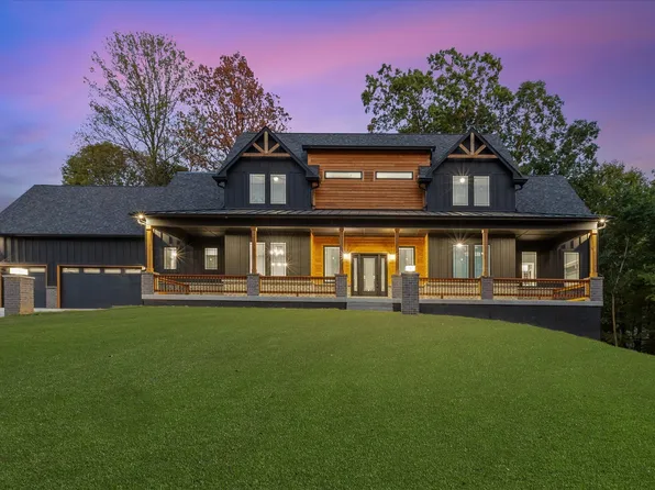 2101 N Wolf Cv, Martinsville, IN 46151