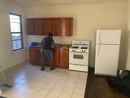 1st image of 919 E 229th St APT 5