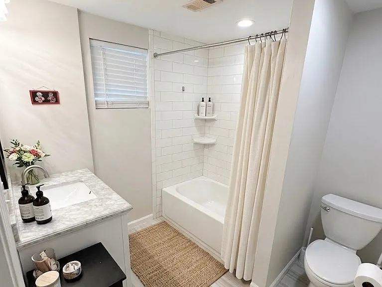 2820 Ivanhoe Ln SE — Photo 6